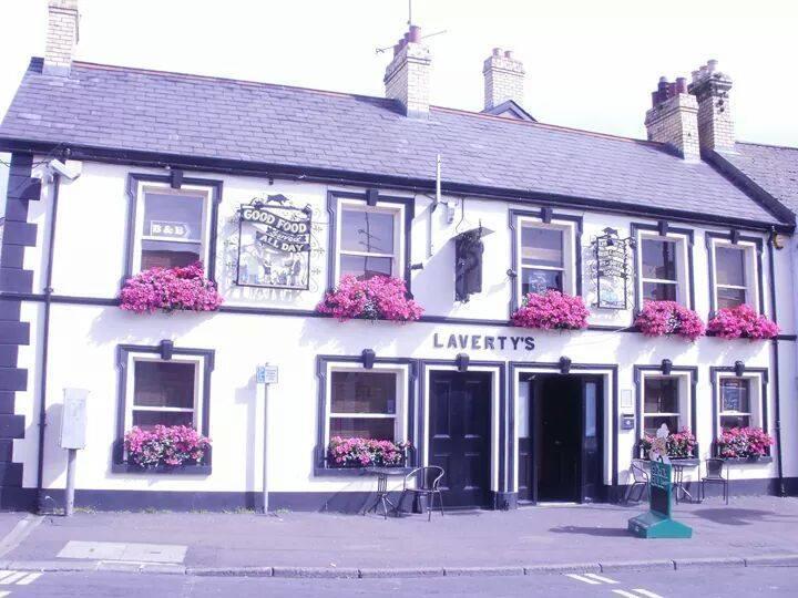 Laverty'S - The Black Bull Inn Randalstown Buitenkant foto
